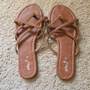 Mudd Tan Women's Sandals